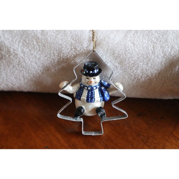 Glued* Lot Thomas Kinkade Ringing in Holiday Christmas Bell Ornaments W/ Snowmen - Picture 2 of 13